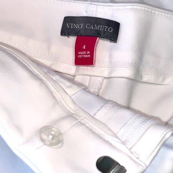 EUC Vince Camuto Dressy white cuff shorts stretch sz 4 front pockets - Picture 3 of 7